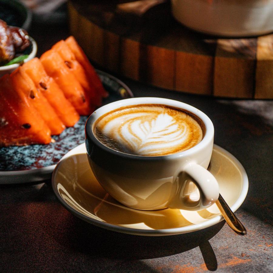 Somerset West Bay Доха Экстерьер фото A cup of cappuccino